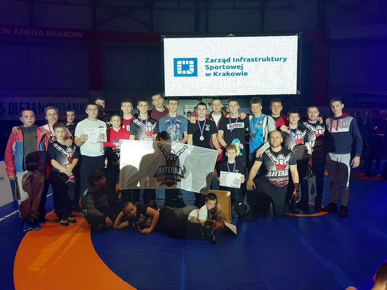 Спортсмены Легенды на международном турнире в Кракове, Польша